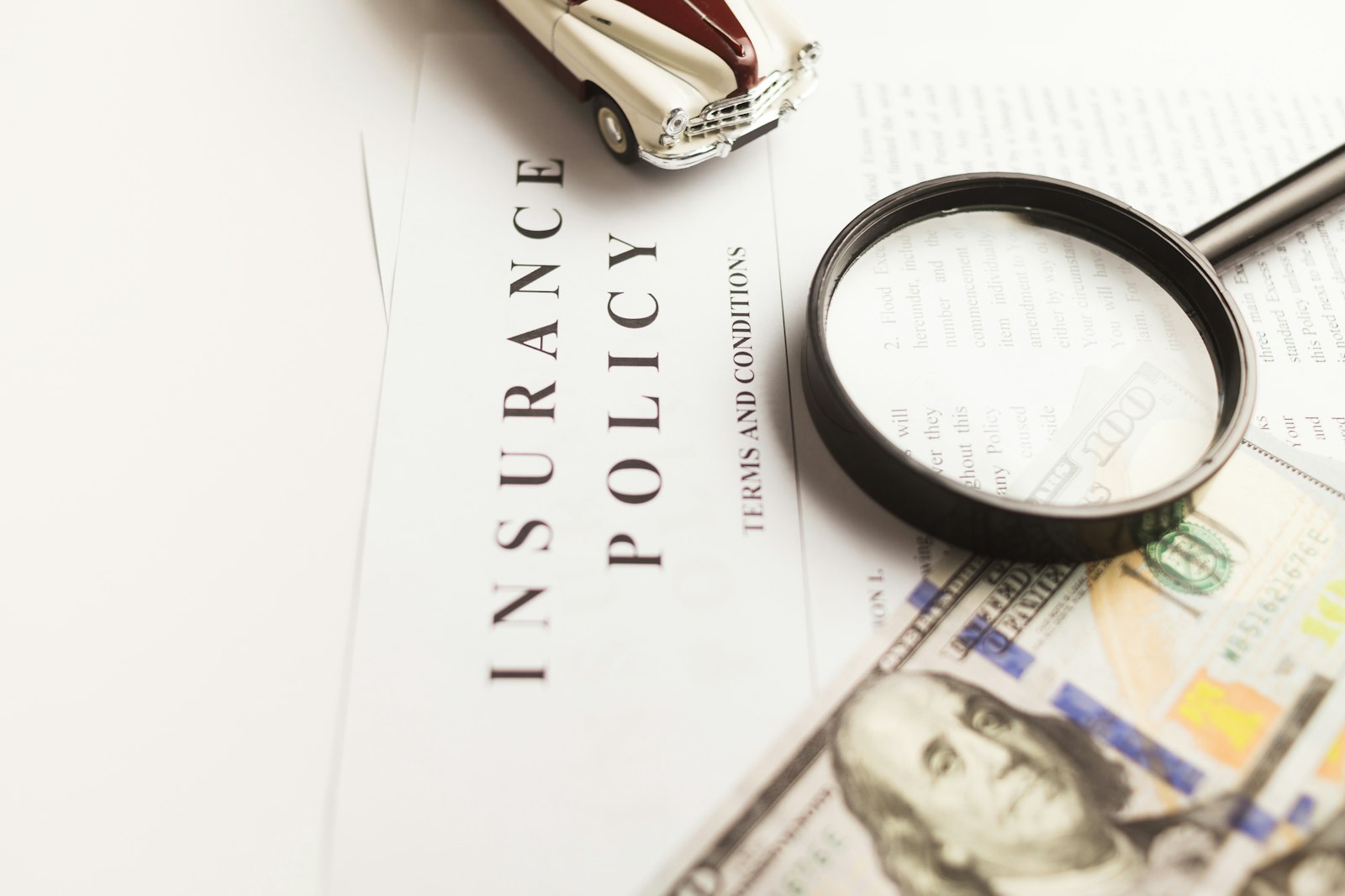 Documents d'assurance — assurances RC professionnelle couvreur Suisse romande